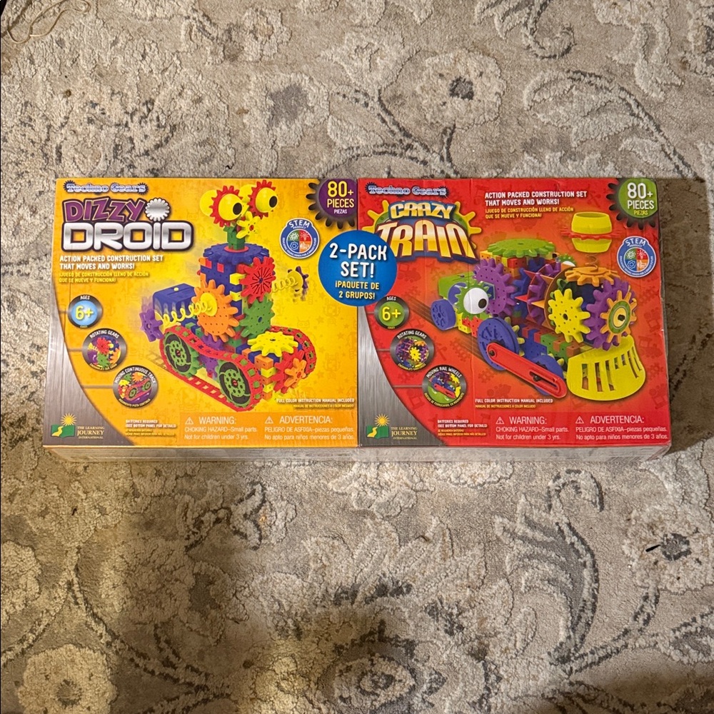 Dizzy Droid & Crazy Train Building Set - 80+ Pieces - Moves & Works